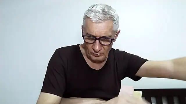 BIGUNCUTHARDCOCK Chat XXX live