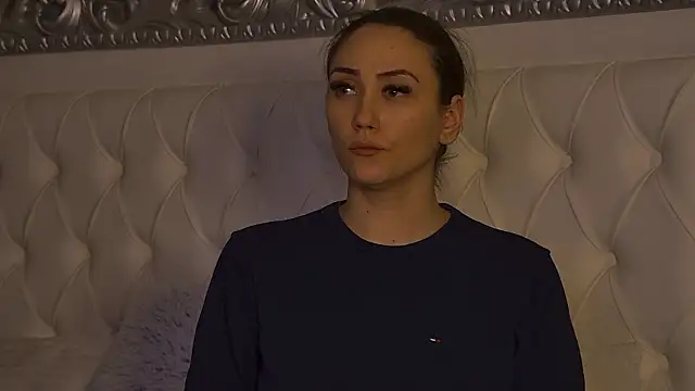 AliceMunro Chat XXX in diretta