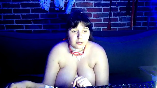 Heleneecesmecs2's Live XXX Chat