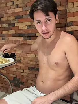 دردشة RicoValen الجنسية المباشرة