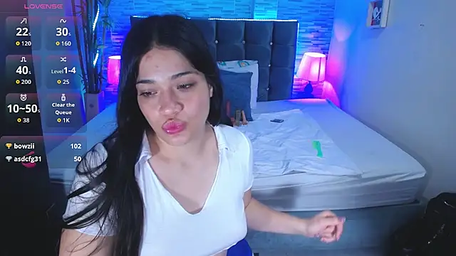 Chatroom XXX en direct de Valeri_hot22