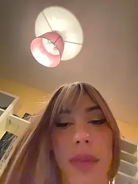 Show de Carlita_cute na webcam