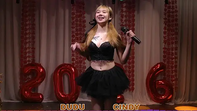 yznt-dudu Adlı Modelin Canlı XXX Sohbeti