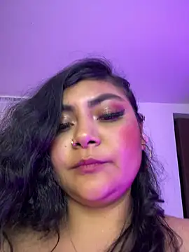 ItsEla 即時 XXX 聊天