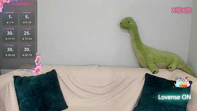 MilliStrii: онлайн-секс-чат