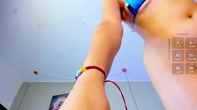 Chat +18 de Emma_Thompsson ao vivo