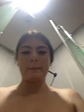 IrisBaker Live XXX-chat