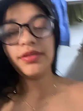 Hhannachiki Chat XXX in diretta