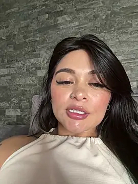 Saray_charmanteのライブXXXチャット