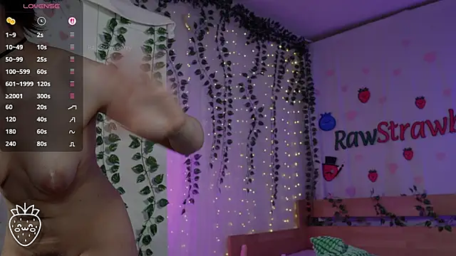 Chatroom XXX en direct de rawstrawberry