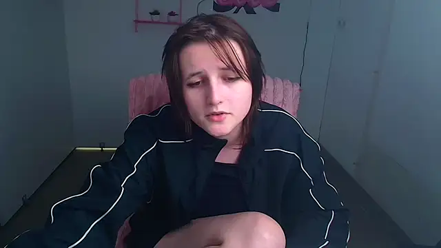 Chat XXX ao vivo de Alice_Wonderme