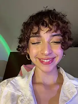 Онлайн чат XXX Anne_Wyntheris