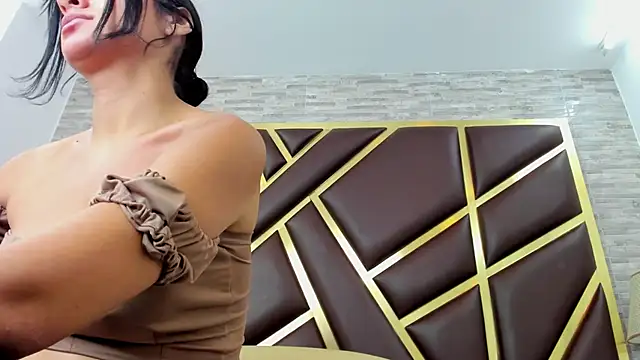 Alice-Lux's Live XXX Chat