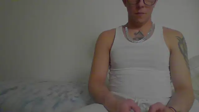 TitanNoir Adlı Modelin Canlı XXX Sohbeti