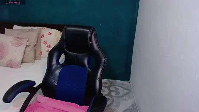 scaelettdubois 现场XXX聊天