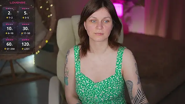 Show modela TinaMelt na web-kameri