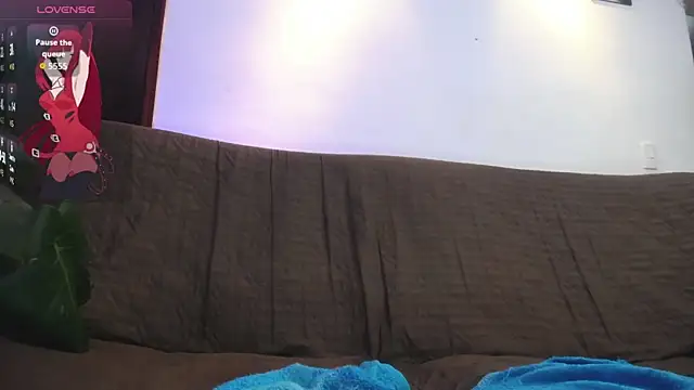 XXX chat uživo modela shellsy_hans