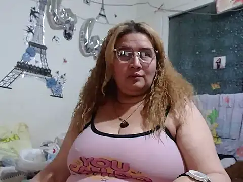 Perla1981--n Live XXX chat