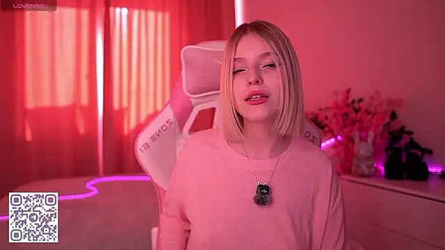 Dragonwind live XXX chat