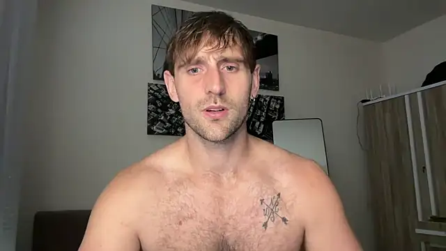 lukegunn Adlı Modelin Canlı XXX Sohbeti