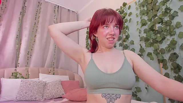 Love_is_Lola Chat XXX live