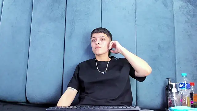 Megan_Thompson_: απευθείας συνομιλία ΧΧΧ