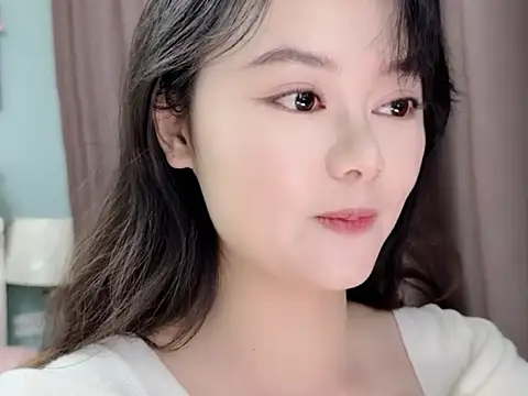 sarah111 élő XXX-chatje