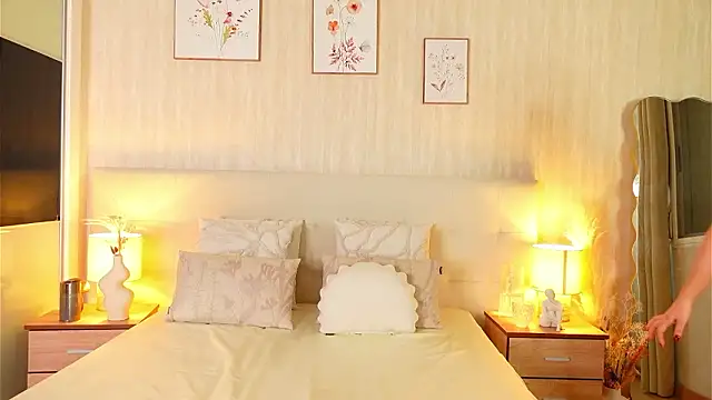 ZamphyraNightt 现场XXX聊天