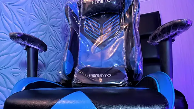 Milk_max_18のウェブカメラショー