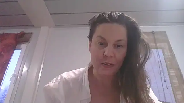 دردشة fulloferotic الجنسية المباشرة