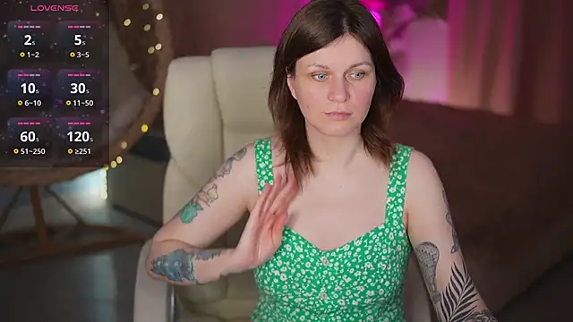 TinaMelt Live XXX Chat