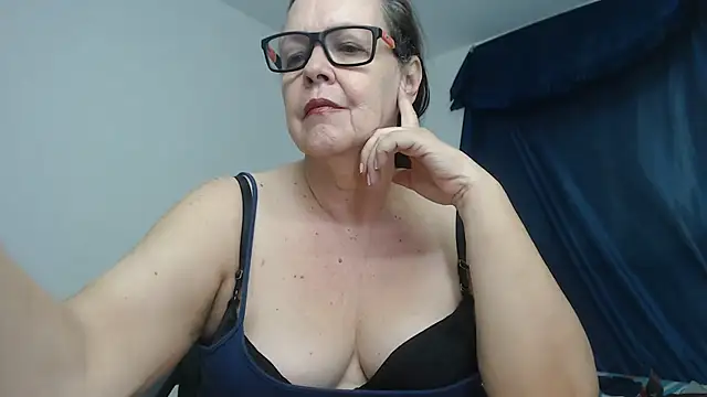 Czat XXX na żywo – latinalili9