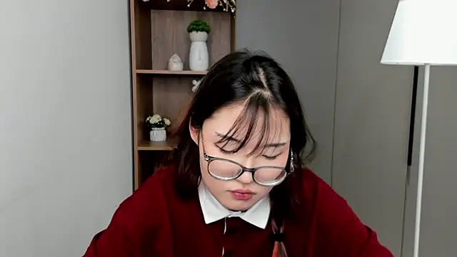 NelleMihalko Chat XXX live