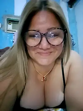 Carlotaazul's Live XXX Chat