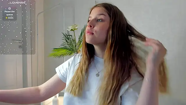 crispy_amber Webcam Show