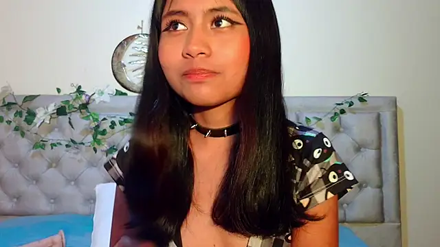 NubesNubladas Adlı Modelin Canlı XXX Sohbeti