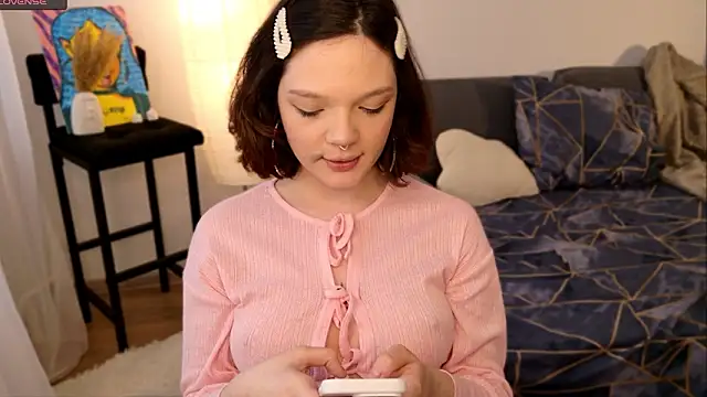 Sweety_cheeky Adlı Modelin Canlı XXX Sohbeti