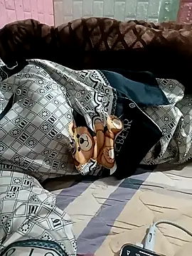 Emily-lonely 在線直播表演