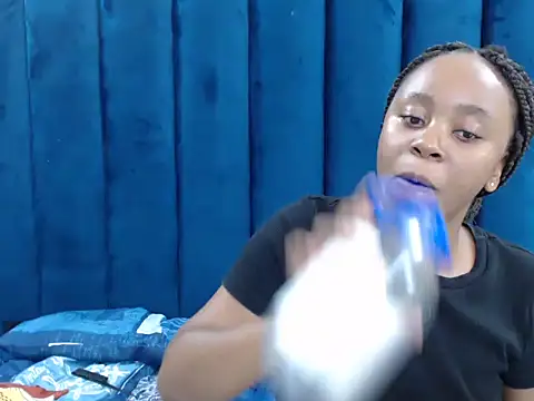 CreamyTea's Live XXX Chat