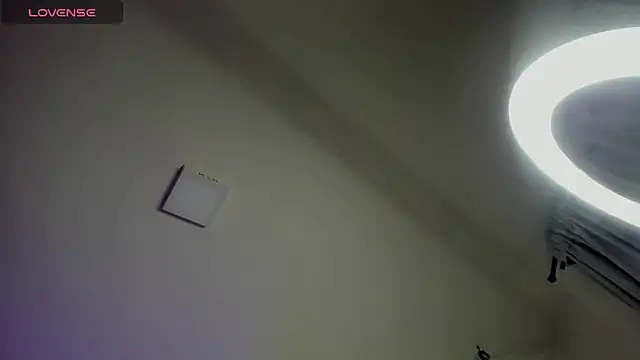 Show modela Lele_669 na web-kameri