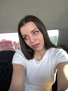 Pokazy przed kamerką – Black_Enigma_