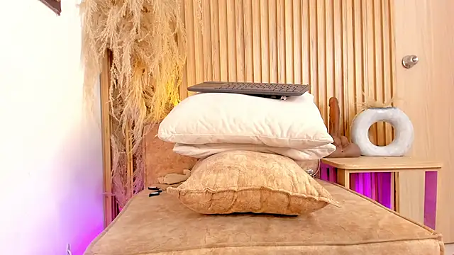 Chat XXX en directo de sofhiaa_adaams