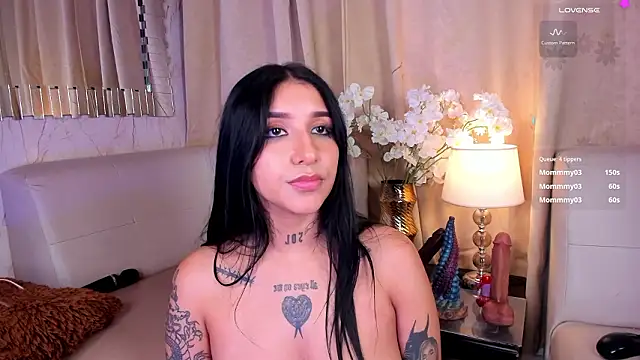 Chatroom XXX en direct de Leiaa_