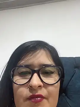 Chat +18 de UAlyabaniat ao vivo
