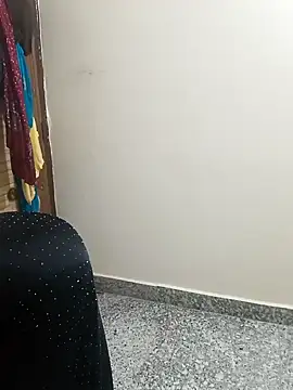 Shanu_Shah webkamerás műsora