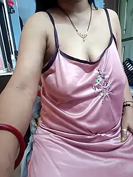 Show modela Miss-Sajani na web-kameri