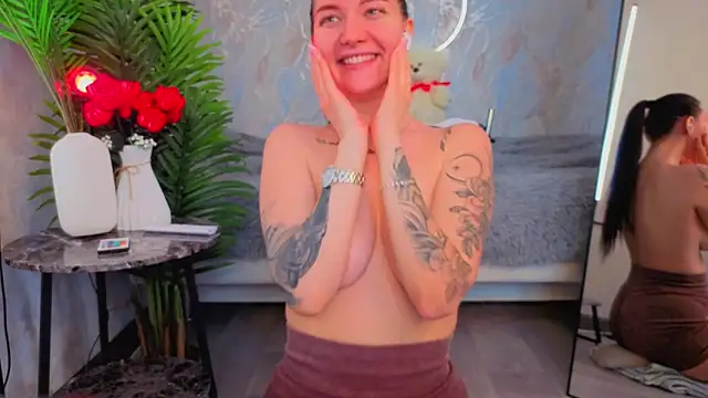 babyisperfect's Live XXX Chat