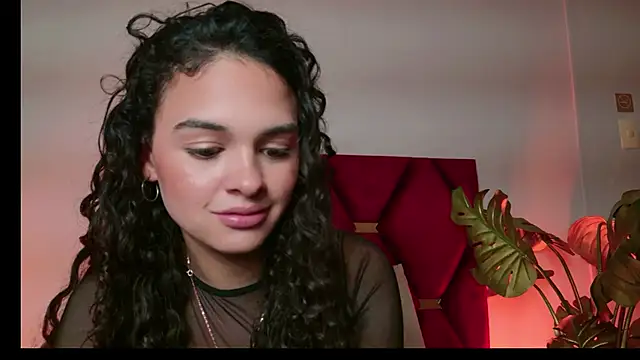 Chat +18 de PaulinaSaint ao vivo