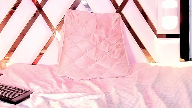 emii_brown: онлайн-секс-чат