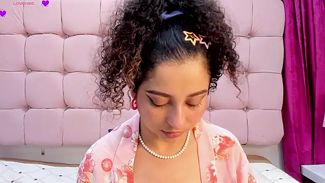 Chat +18 de AstraVoss ao vivo